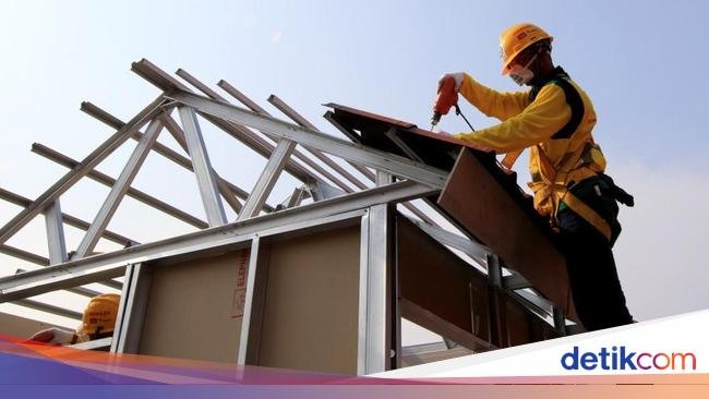 Perbandingan Kelebihan dan Kekurangan Atap Baja Ringan dan Kayu