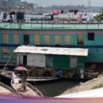 Resor Potret: Bangunan Mengapung dengan Akses Toilet ke Sungai, Hanya Rp 4.000 Semalam