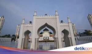 3 Masjid yang Kokoh: Kilas Balik Tsunami Aceh 20 Tahun Lalu