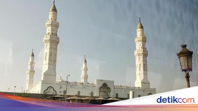 Jejak Sejarah Pembangunan Masjid Pertama Rasulullah SAW dengan Bahan Alami